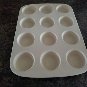 Cupcake pan